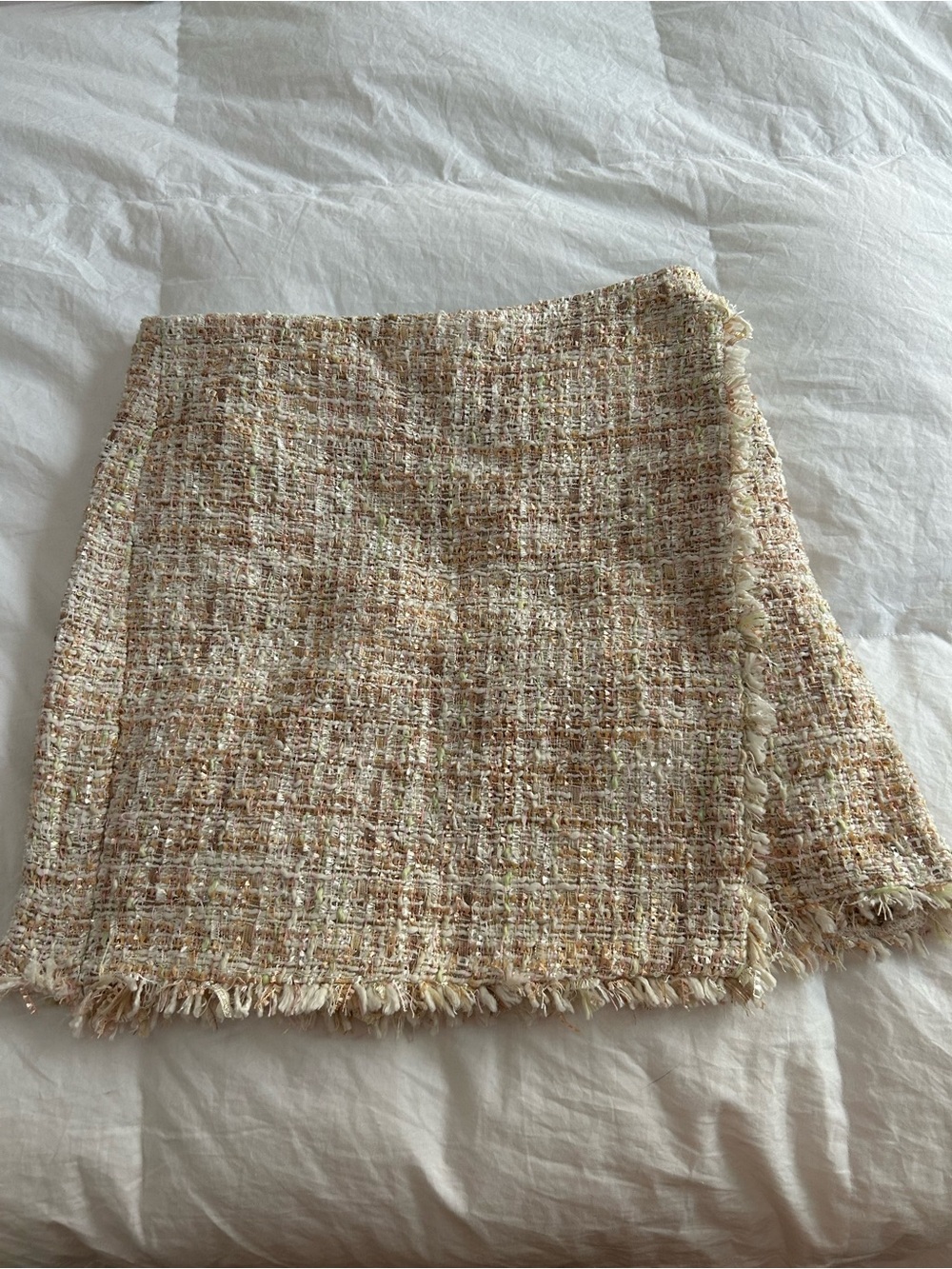 Forever 21 Cream Tweed Mini Skirt with Subtle Gold Threading